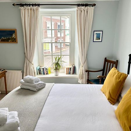 The Old Bakehouse Bed & Breakfast Colyton Exterior foto
