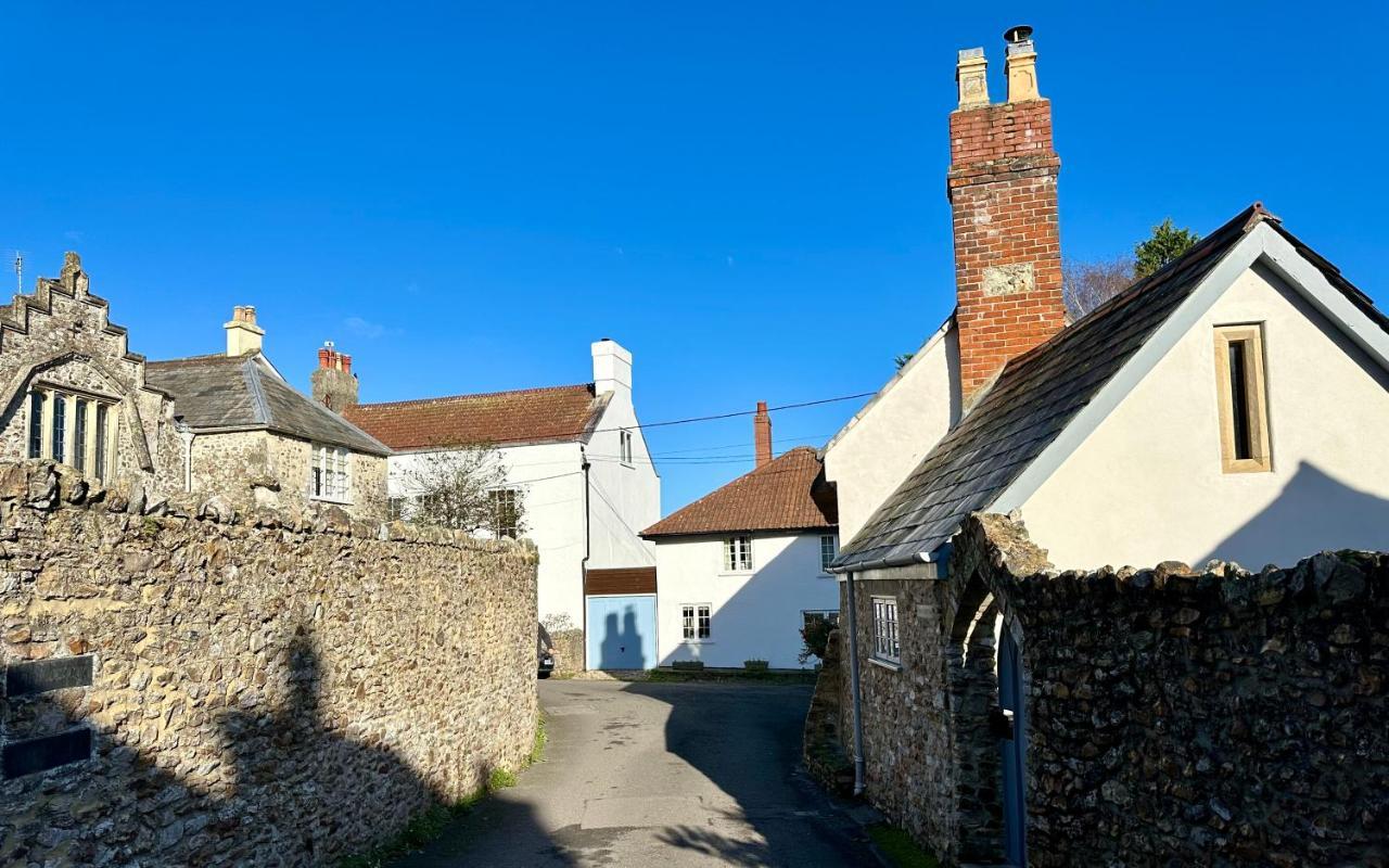 The Old Bakehouse Bed & Breakfast Colyton Exterior foto